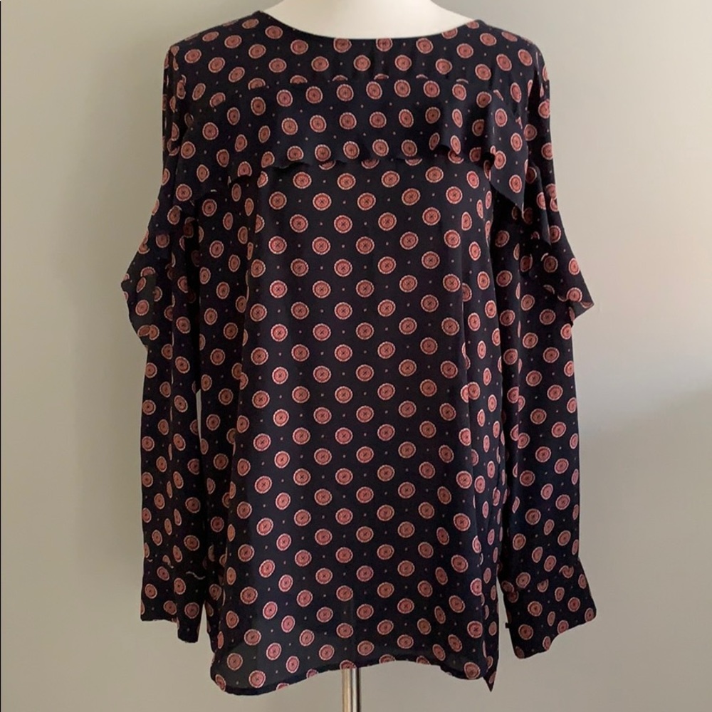 Banana republic navy blouse with subtle ruffle